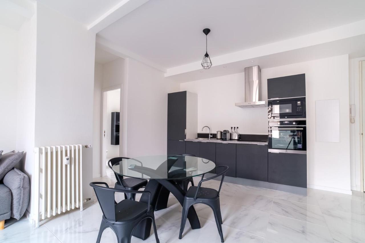Villa J Juan-les-Pins Bagian luar foto